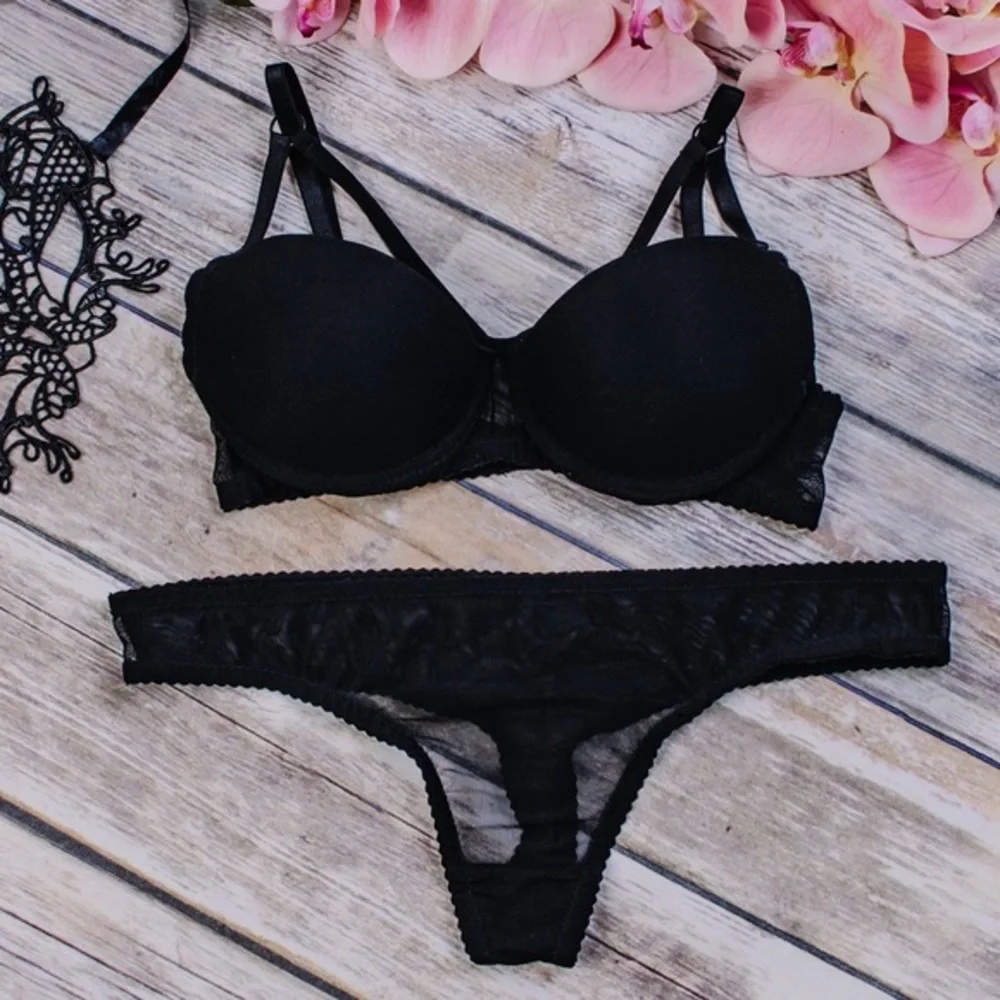Lebonbon handmade black push-up bra - Picture 3 of 4